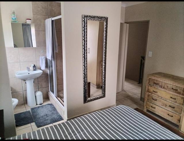 3 BEDROOM PROPERTY TO RENT IN HAZELDEAN
